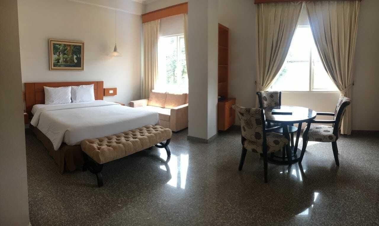 Sahira Butik Hotel Bogor Exteriör bild